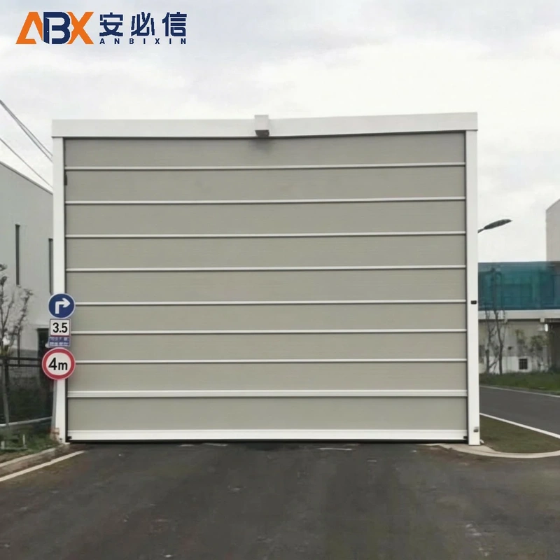 吐鲁番背带门